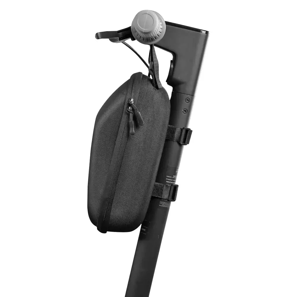 Carrier Black Edition - Förvaringsväska för Elsparkcykel 4L